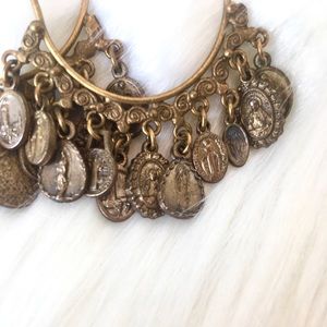 Virgin Mary Earrings✨